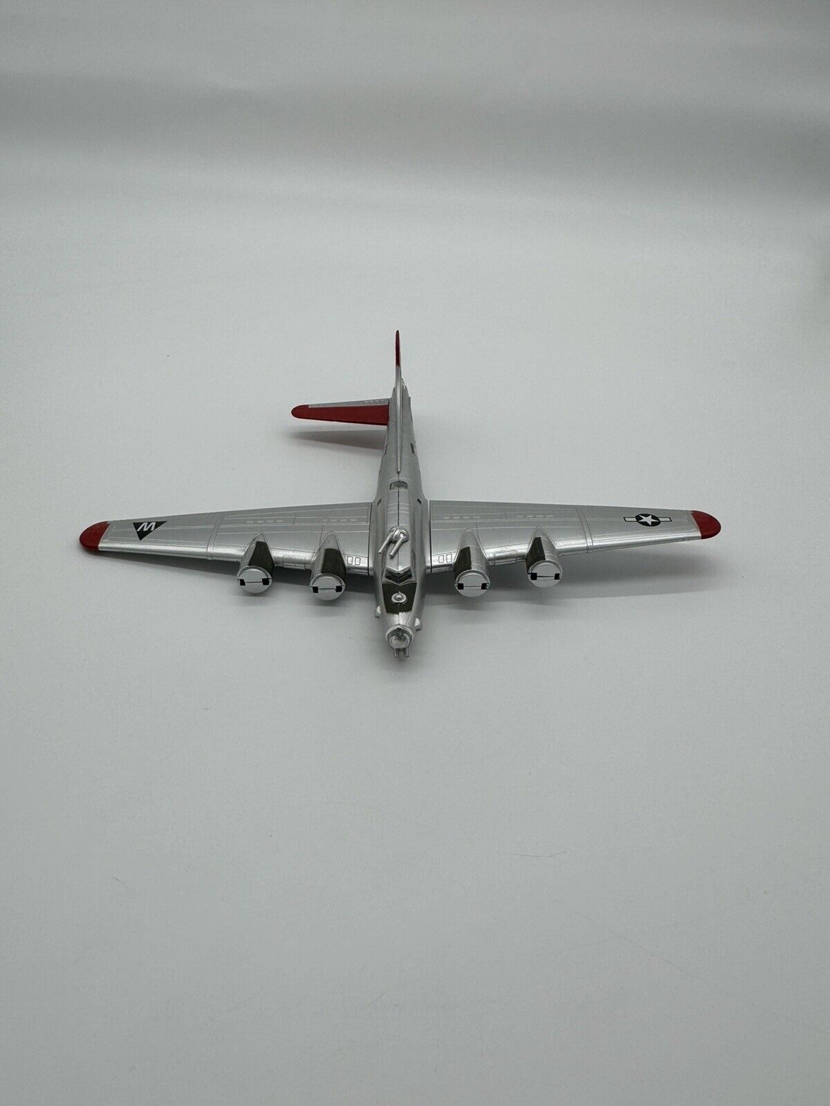HERPA # 5972 1/200th SCALE BOEING B-17G USAAF OVERCAST DIE CAST MODEL