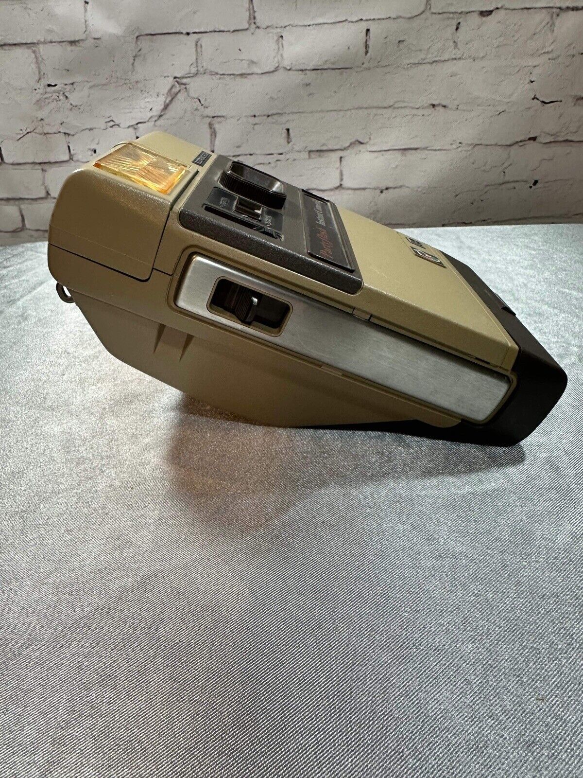 Vintage 1980s Kodak Party Time Instant Camera Made in USA TNO