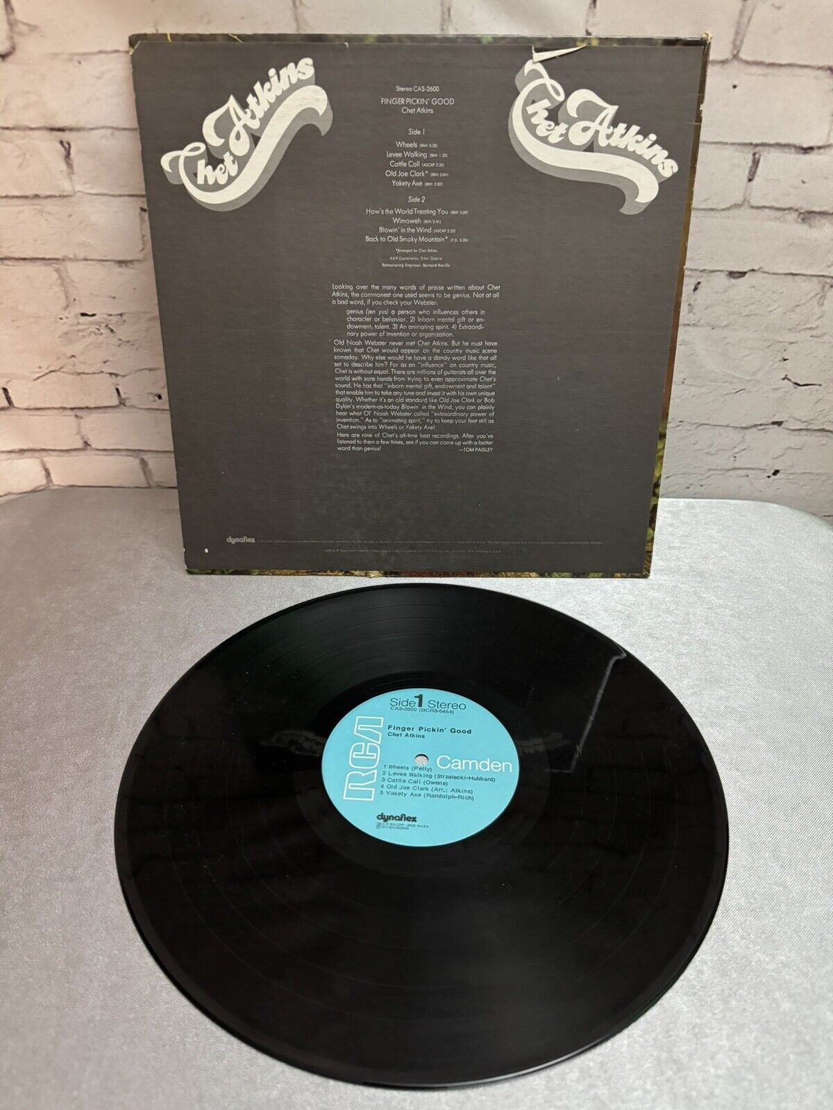 Chet Atkins – Finger Pickin' Good - VINYL RECORD LP
