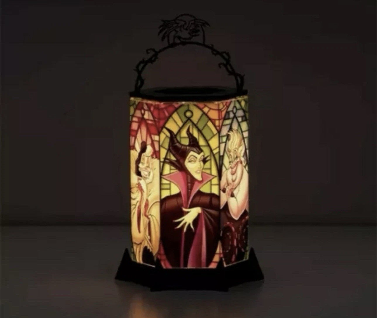 Scentsy Disney VILLAINS Wax warmer ALL THE RAGE Ursula Maleficent NEW!