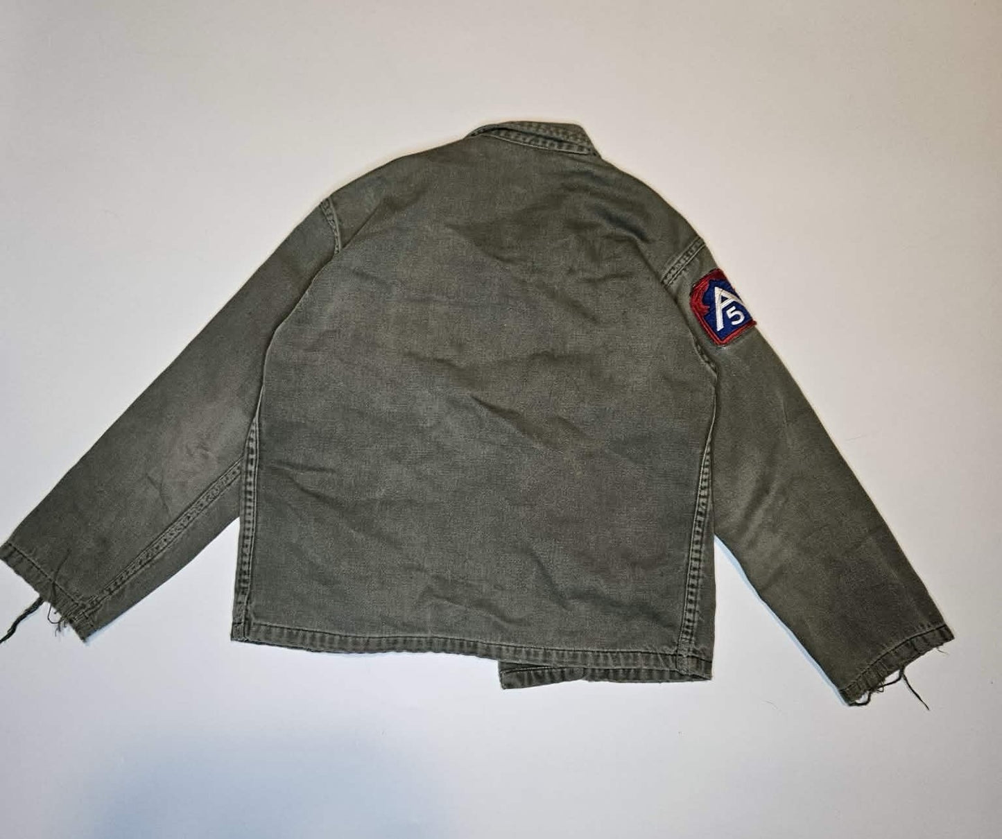 Vintage U.S. Army OG-107 Utility Shirt Jacket Patches Name Tape Small
