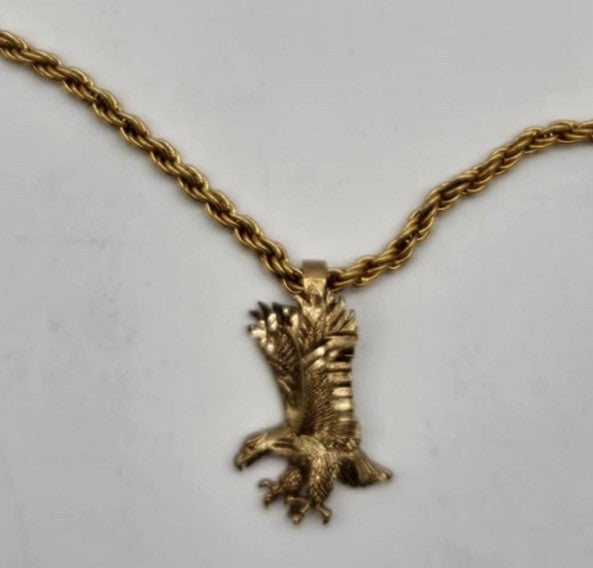 Beautiful Gold Tone Chain with Swooping Eagle Pendant - Vintage