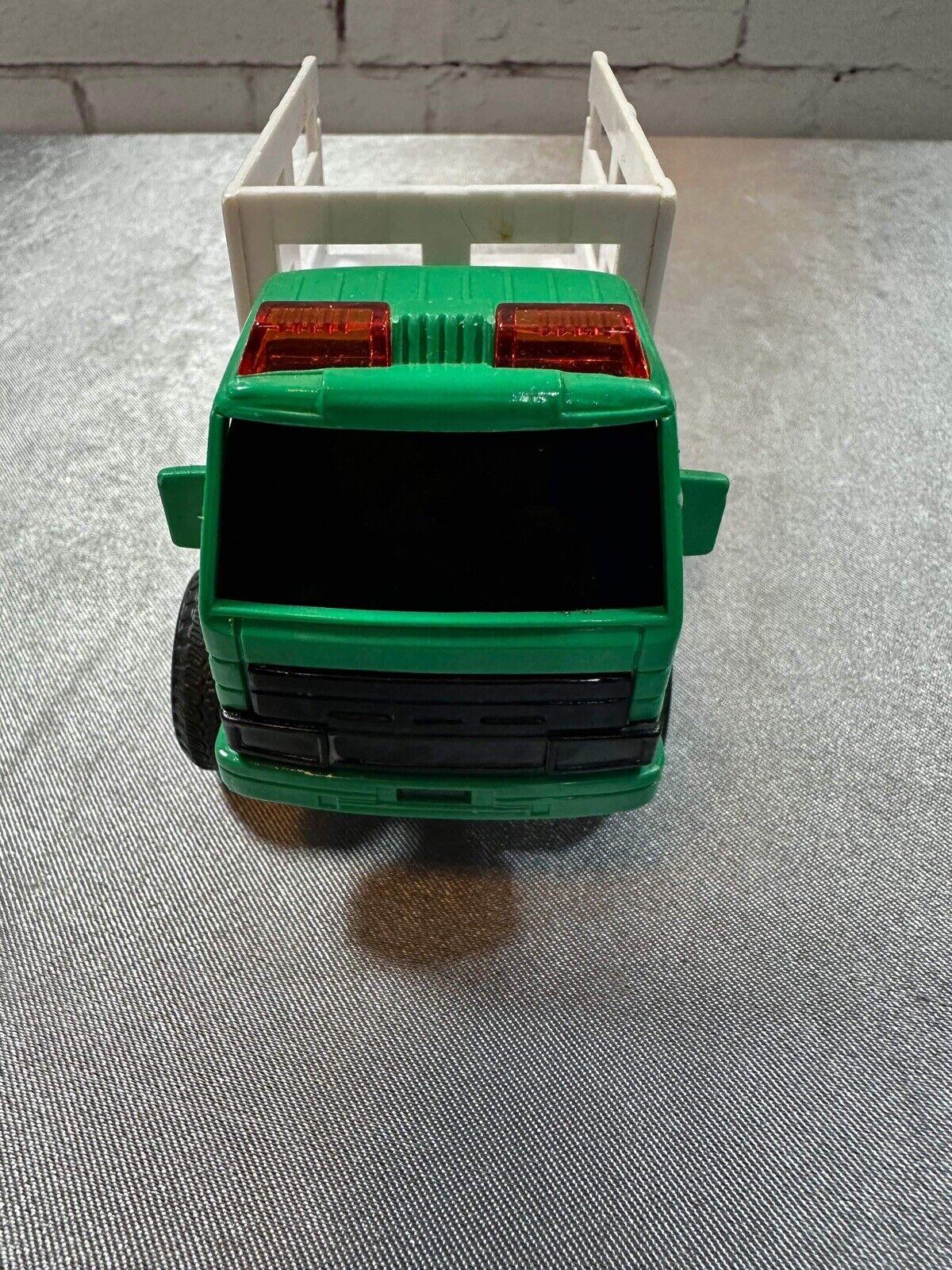 Green City Service Flatbed Truck Toy VTY