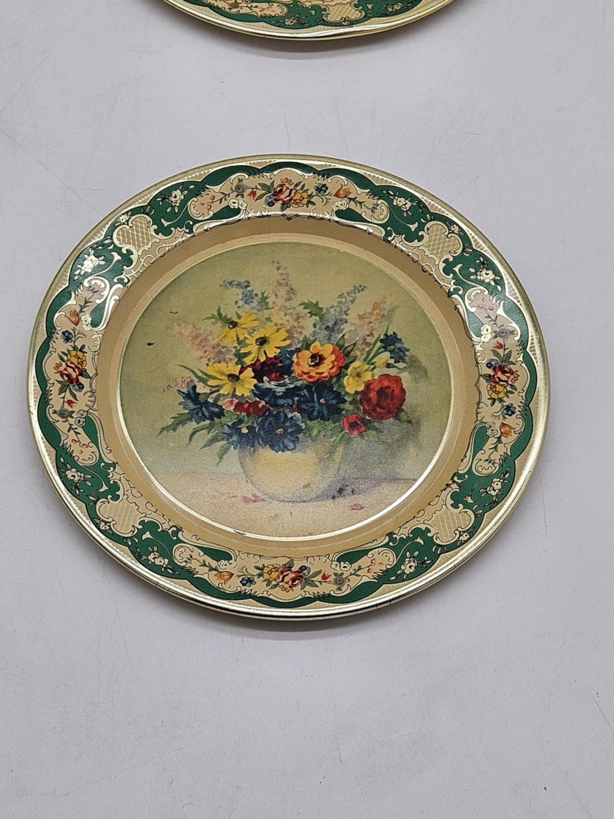 2 VTG Daher Decorated Ware Metal Plates Made In Holland Floral Decor