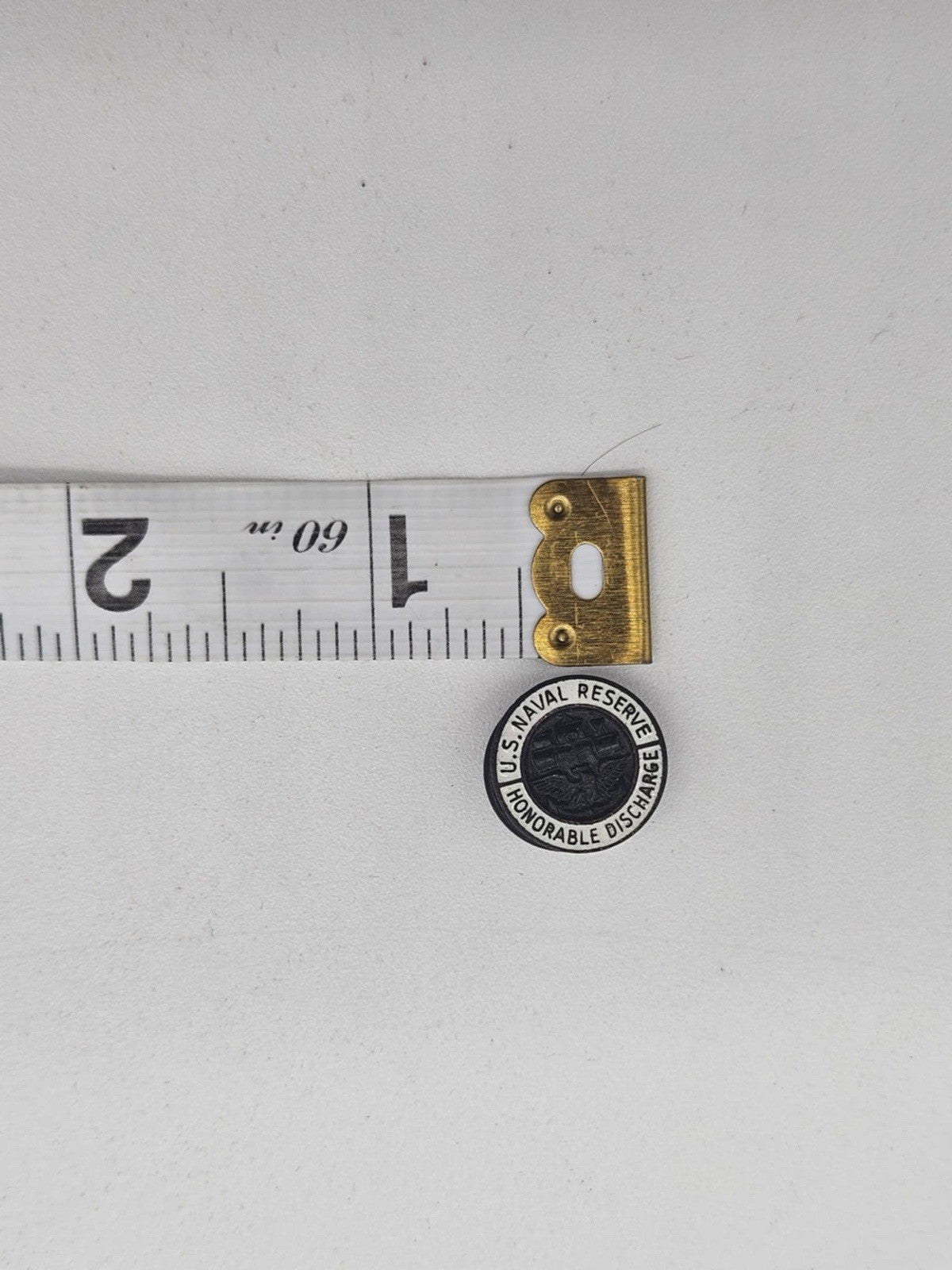 Vintage WWII US Naval Reserve USNR Honorable Discharge Lapel Pin Button J23