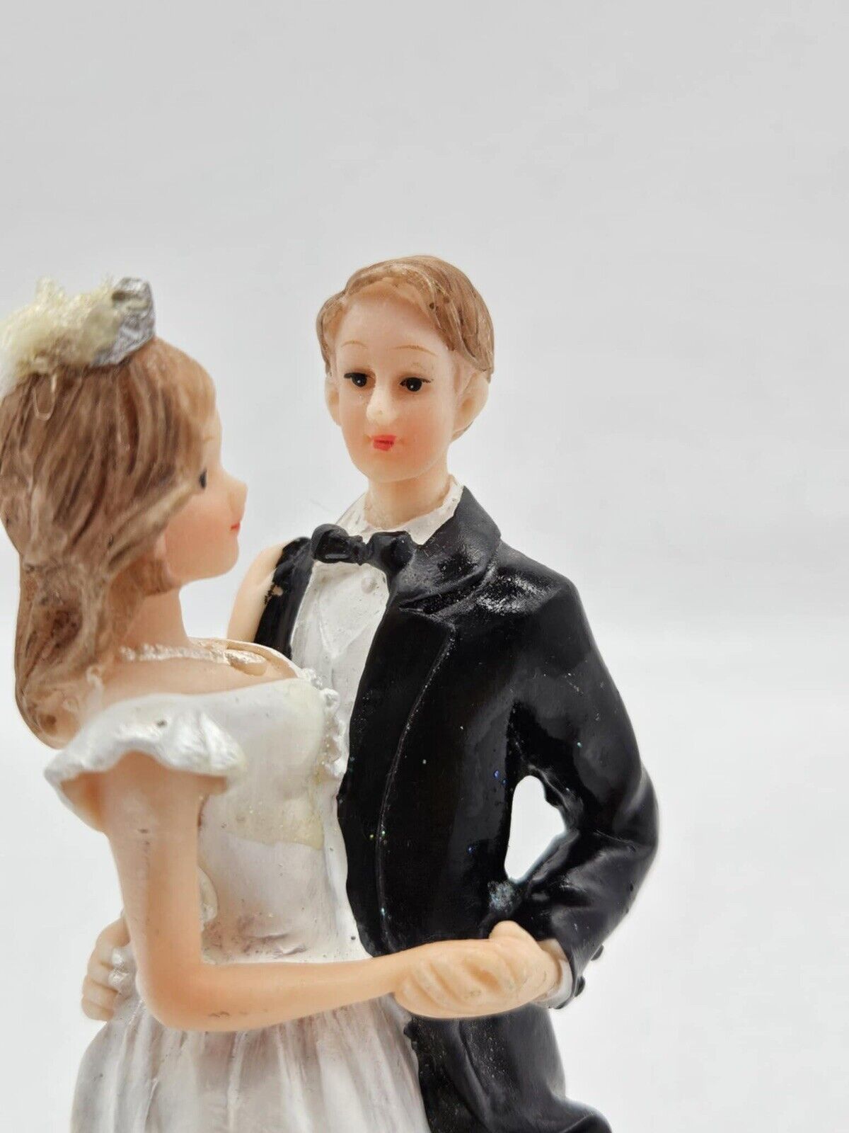 Vintage Romantic Groom Bride Resin Figurine Cake Topper Wedding