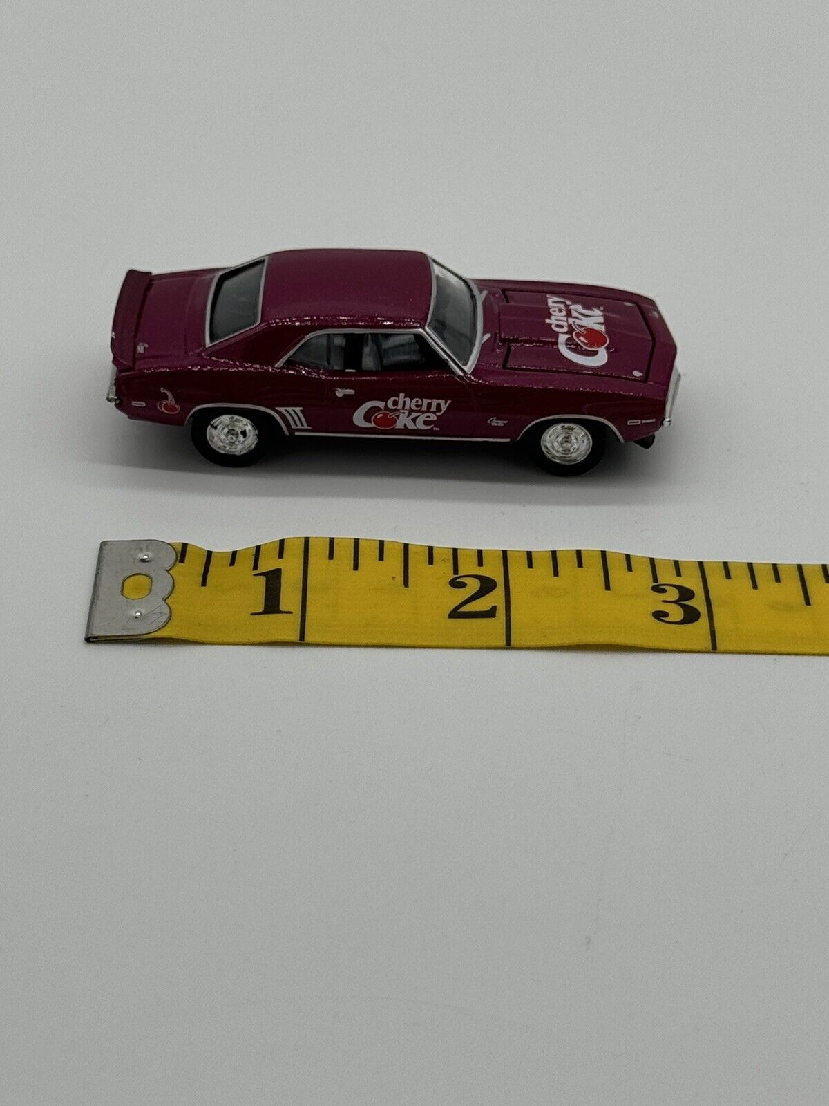 1969 69 CHEVY CHEVROLET CAMARO SS RS CHERRY COKE 1:64 SCALE DIECAST MODEL CAR