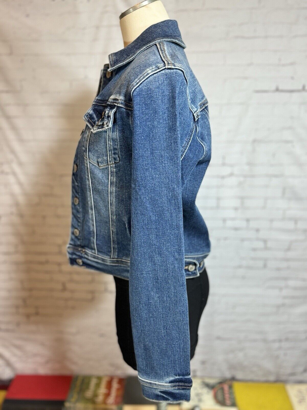Judy Blue Denim Stretch Jacket Womens SZ SMALL Button Front Designer WCLTH 001