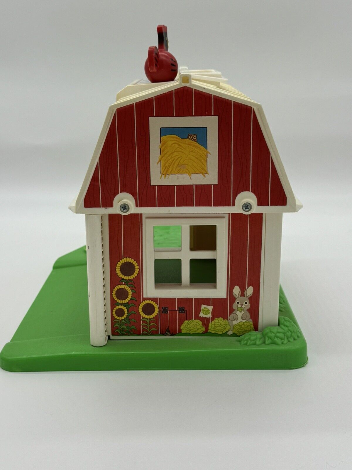 Vintage Fisher Price Little People Farm Barn Set VTY