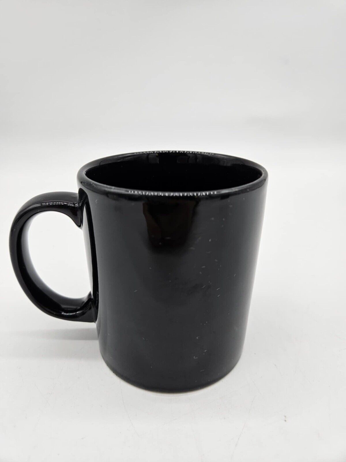 2 VTG Odyssey A Taste of World Class Cruising Chicago Yacht Ceramic Coffee Mugs