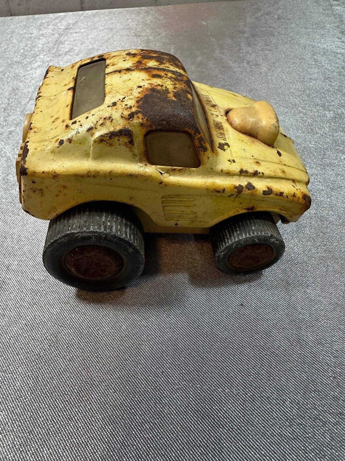 Vintage Yellow Tonka Car Die Cast 3 inch VTY 003