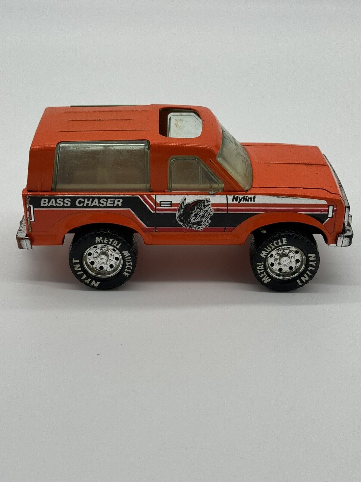 Vintage Nylint 7.5”L NYLINT BASS CHASER RED FORD BRONCO VTY 005