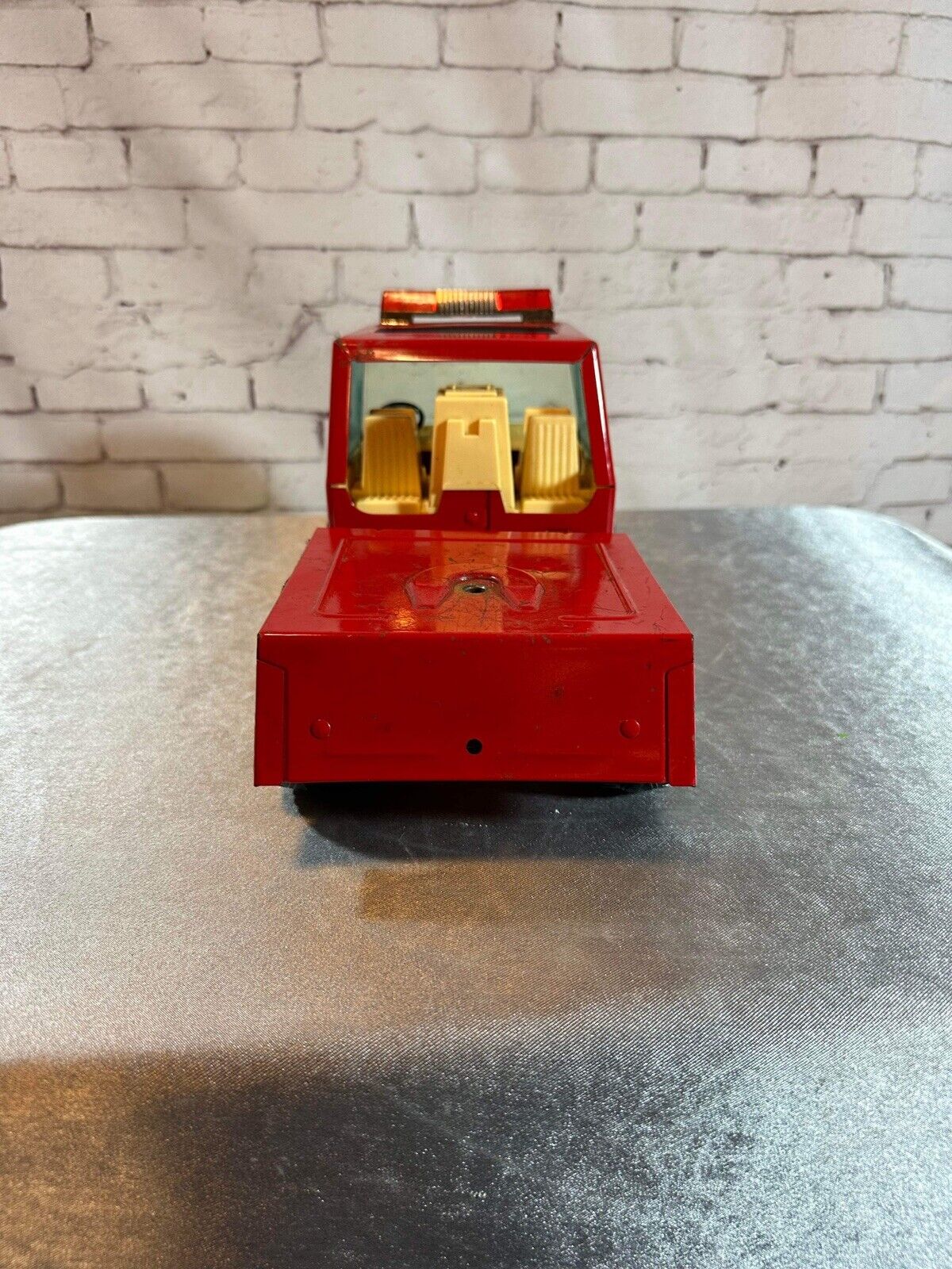 VNT Nylint Metal Muscle No. 5 Fire Engine Truck CAB ONLY. NO TRAILER 1980'S VTY