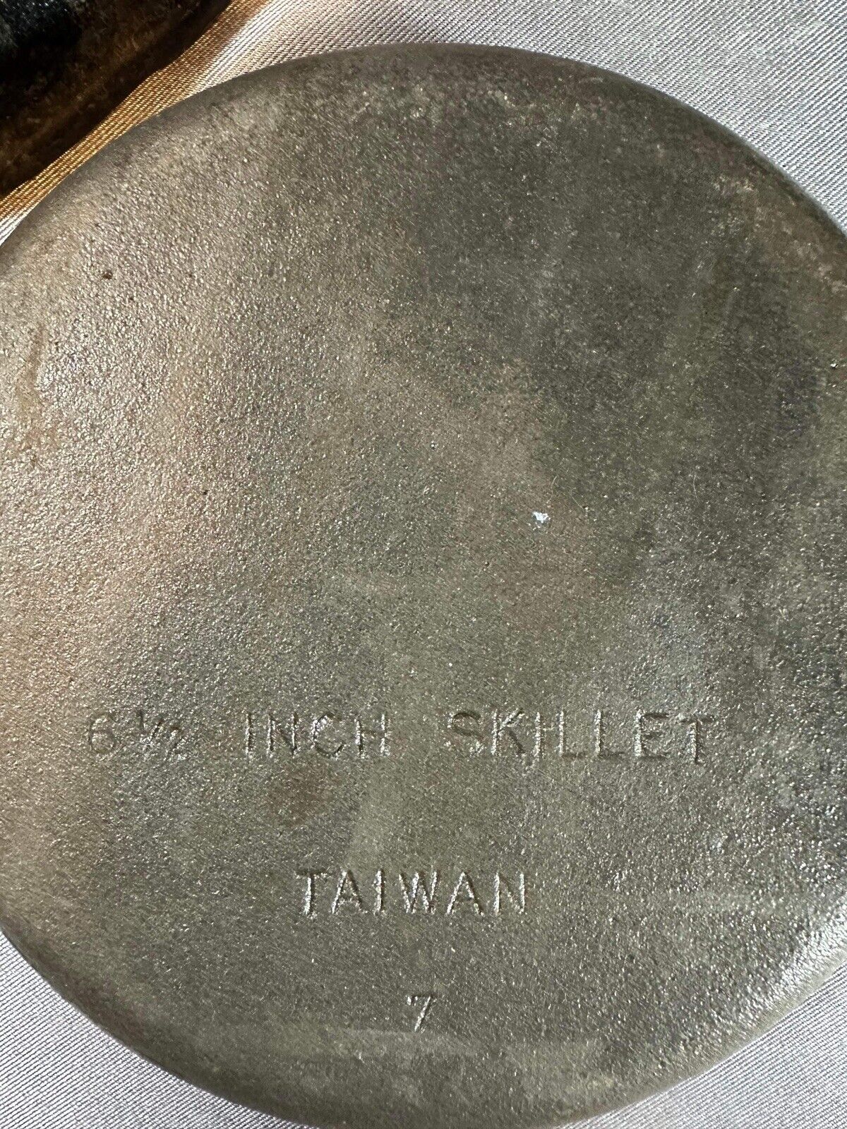 3 VINTAGE CAST IRON SKILLETS 6.5, 8 & 10 INCH