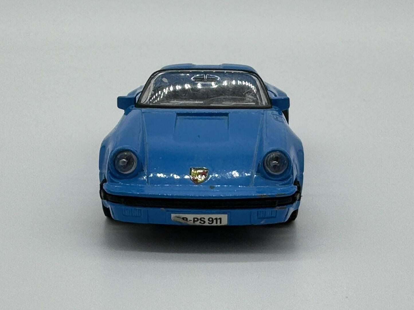 Maisto Porsche 911 Speedster 1:38 Scale Diecast Replica Model Blue Car CTY 006