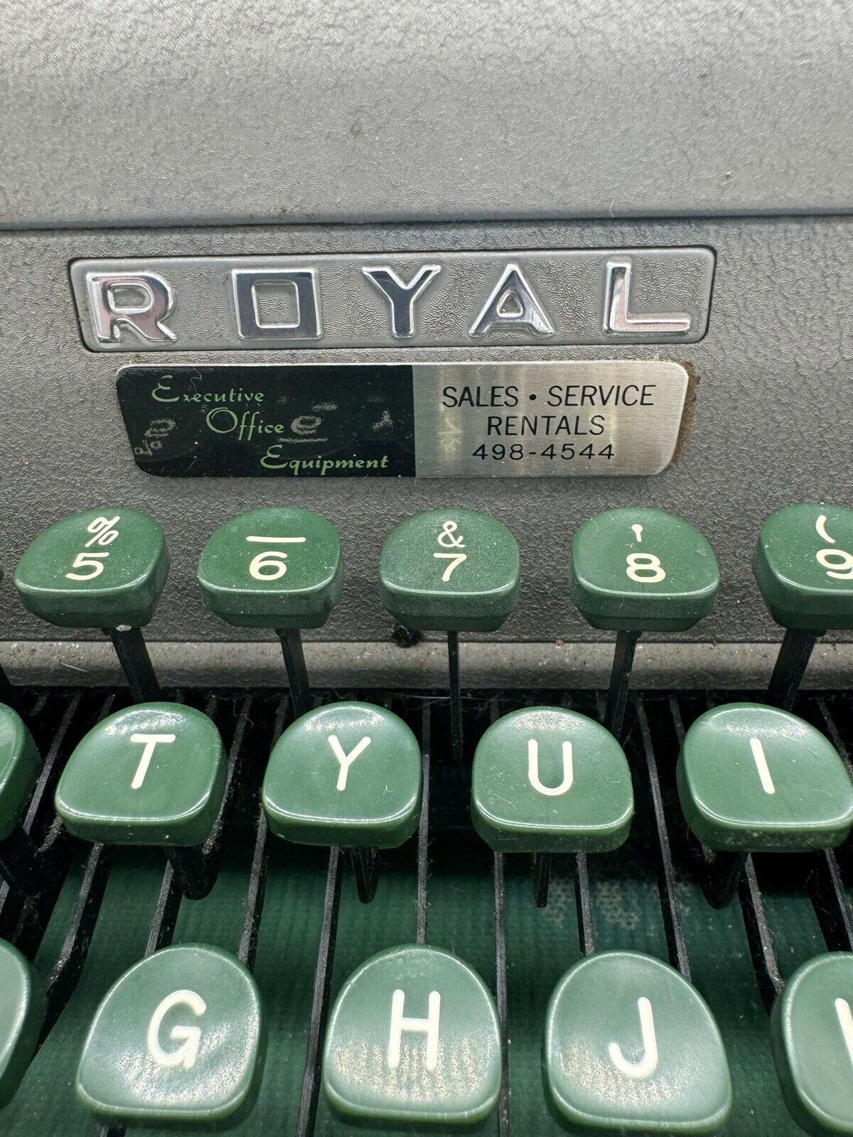 1950 Royal Quiet De Luxe Portable Typewriter GREEN KEYS W/Hard Case WORKING
