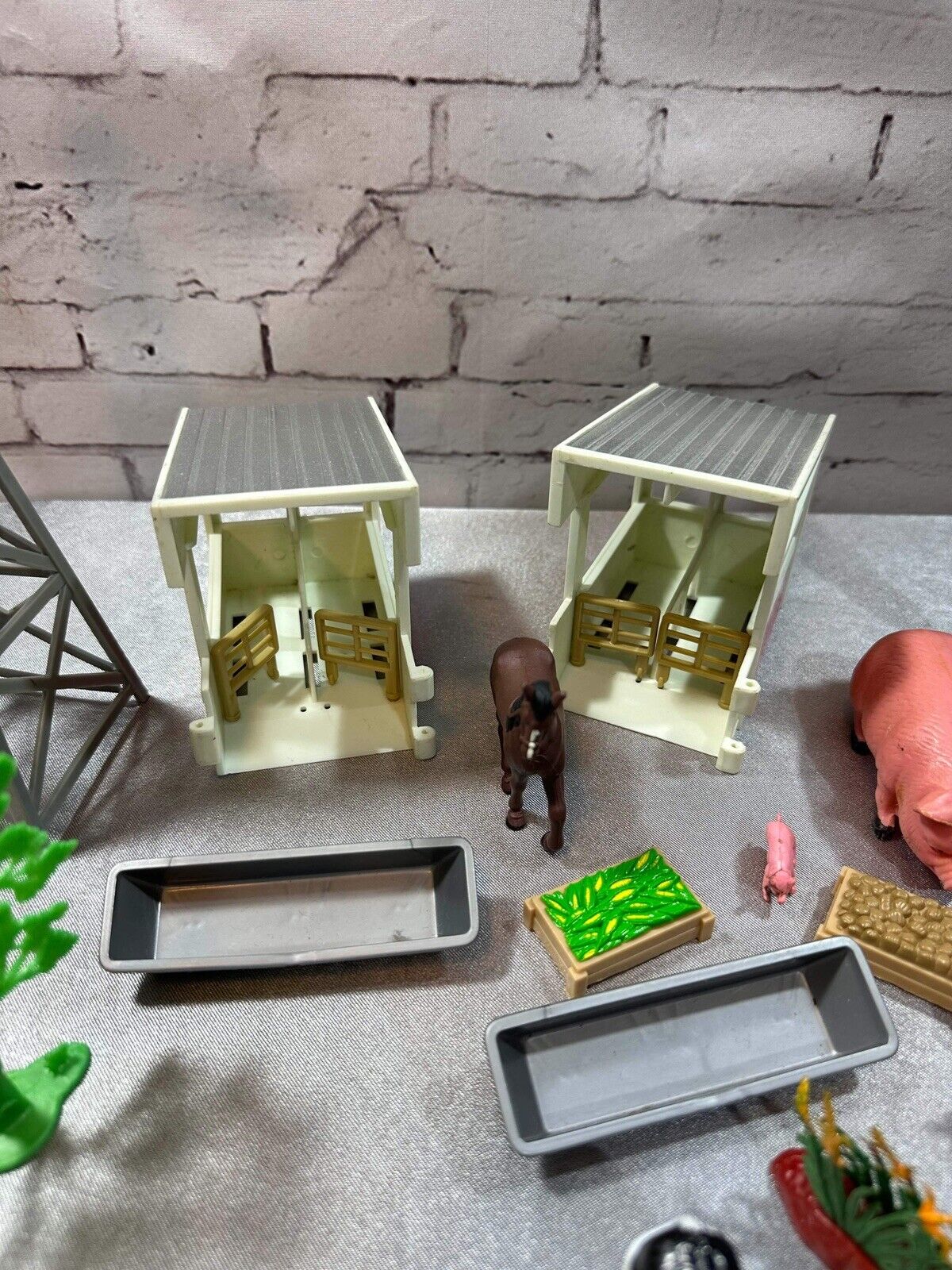 NEW Ray Country Life Farm Set LOT VTY 004