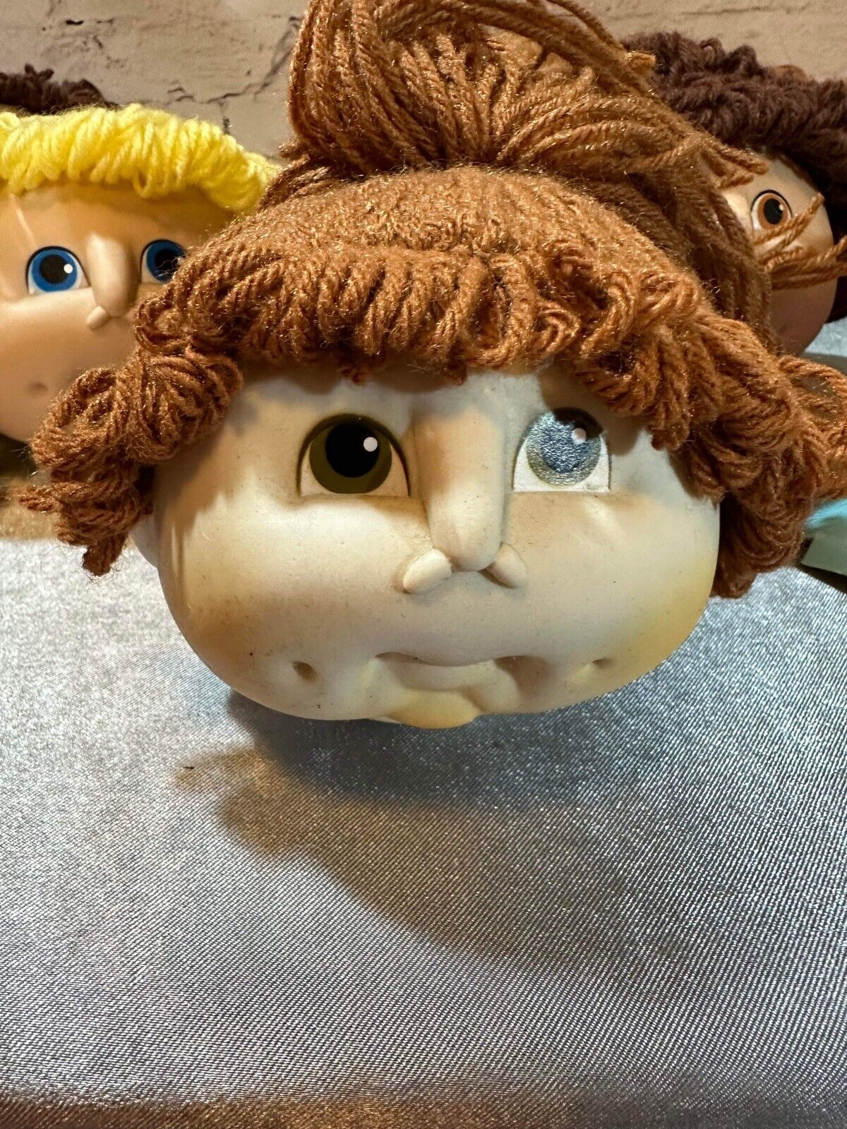 LOT of CABBAGE PATCH KID - BABY DOLL HEADS - 4.5 INCH VINTAGE 1984 VCTY