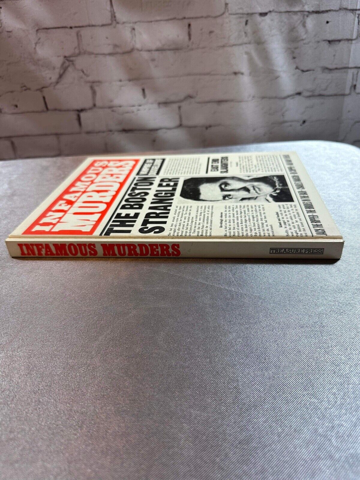 Infamous Murders (1985, Hardcover, Illustrated, Treasure Press) VBKS