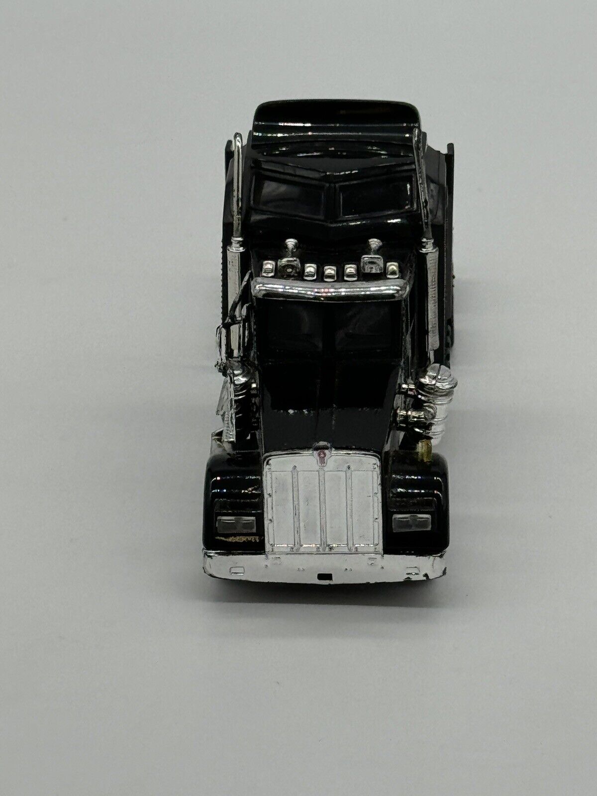 Vintage Kenworth Truck Semi Truck Black 1:32 Scale VTY