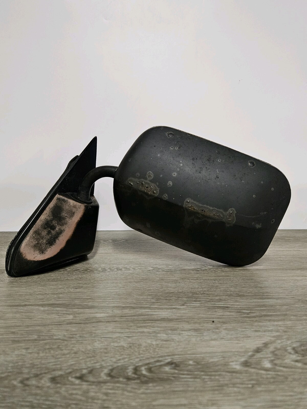 88-98 CHEVY GMC C/K Manual DOOR MIRROR Drivers Side Left OEM. 18-24400-00