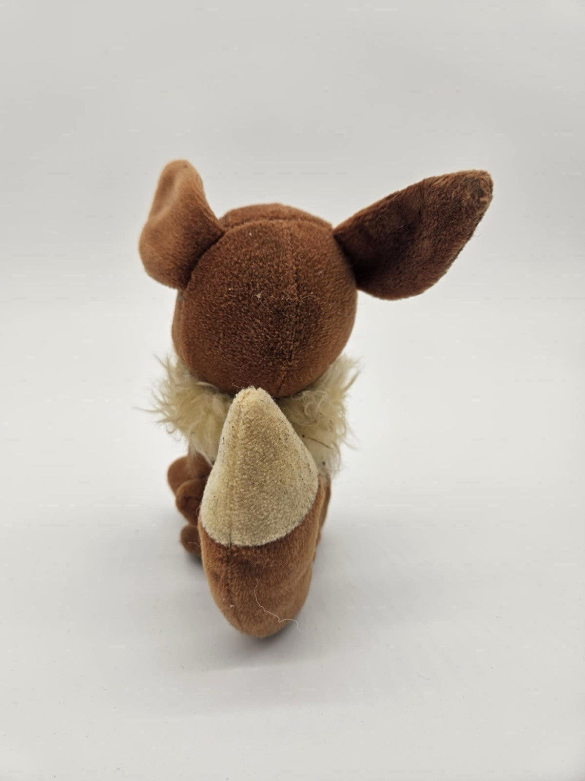 6in Eevee Plush| 1998 | Pokemon Hasbro Nintendo Game Freak Creatures