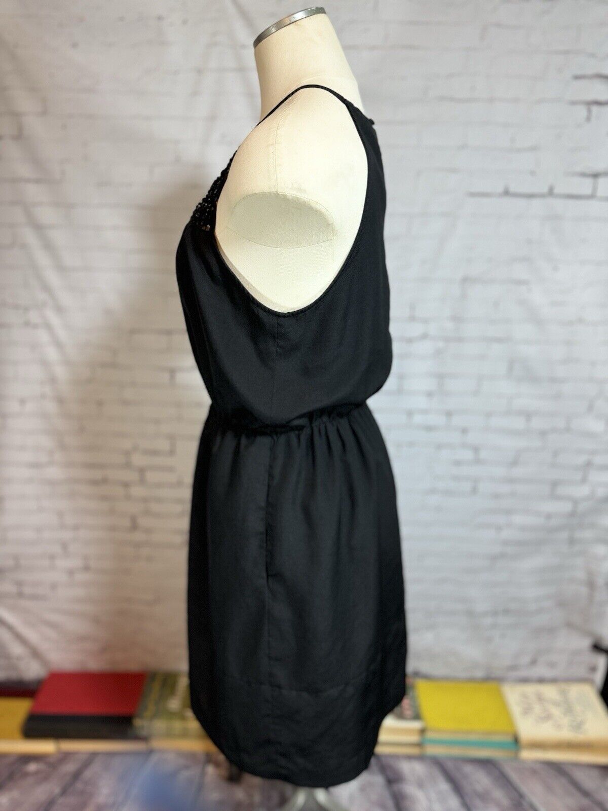 Cute! Black SZ M Express Silk Dress - WCLTH 001