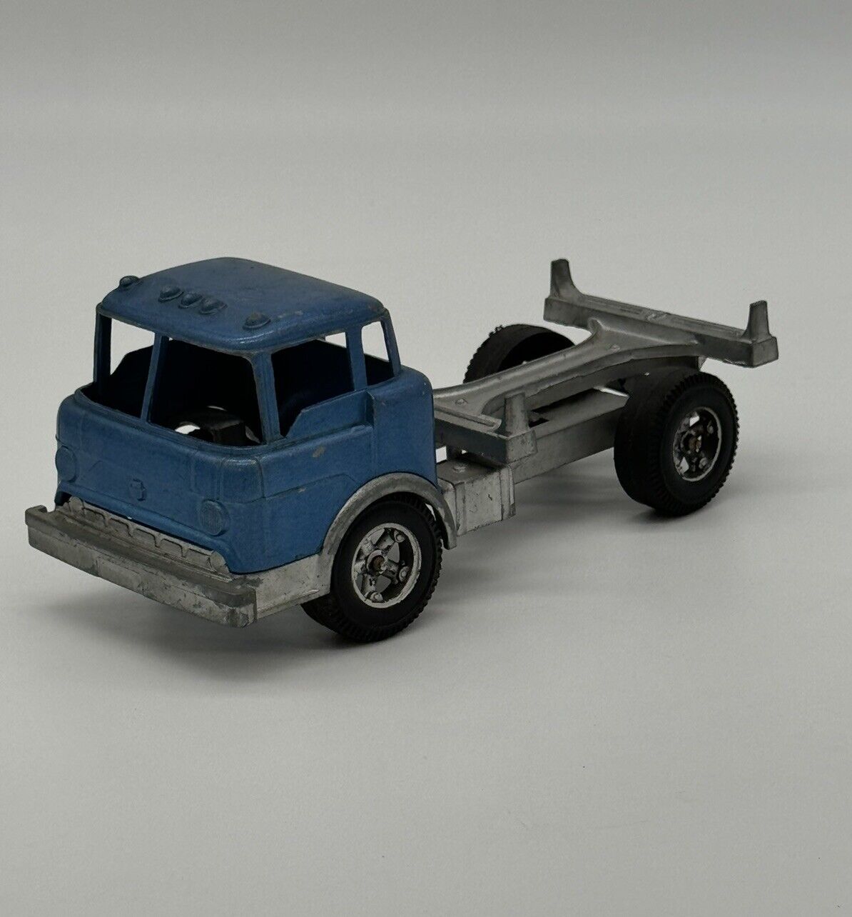 Vintage Hubley Log Hauler Truck #1490 Logger Made in USA - Metal Toy Truck FNF