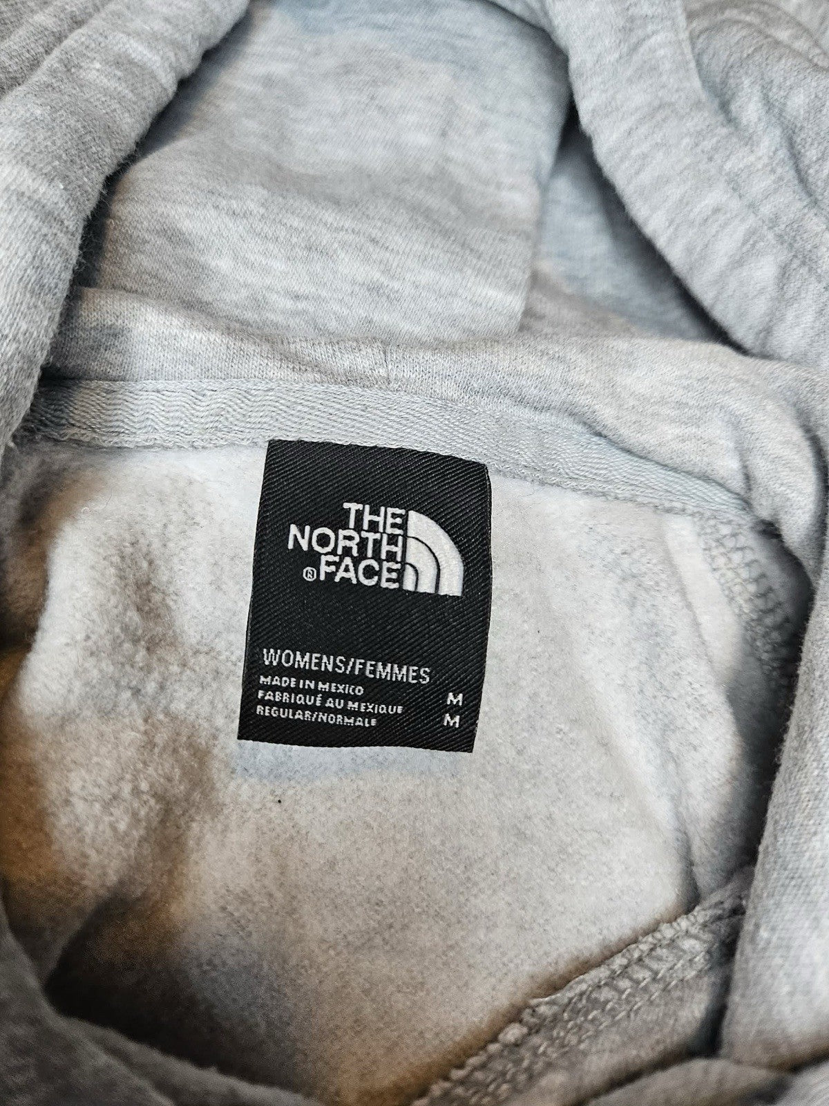 The North Face Women’s Gray Pullover Hoodie Logo Fleece Sweatshirt Size M