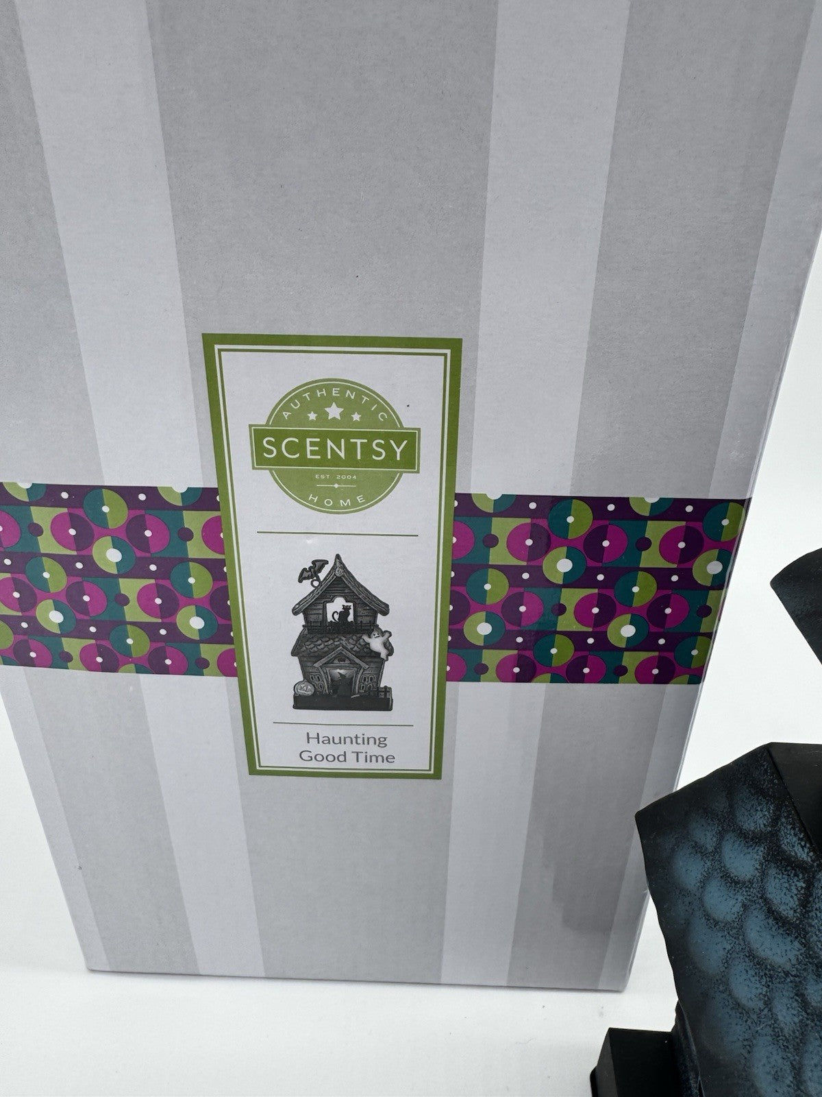 Scentsy Haunting Good Time Halloween Wax Warmer