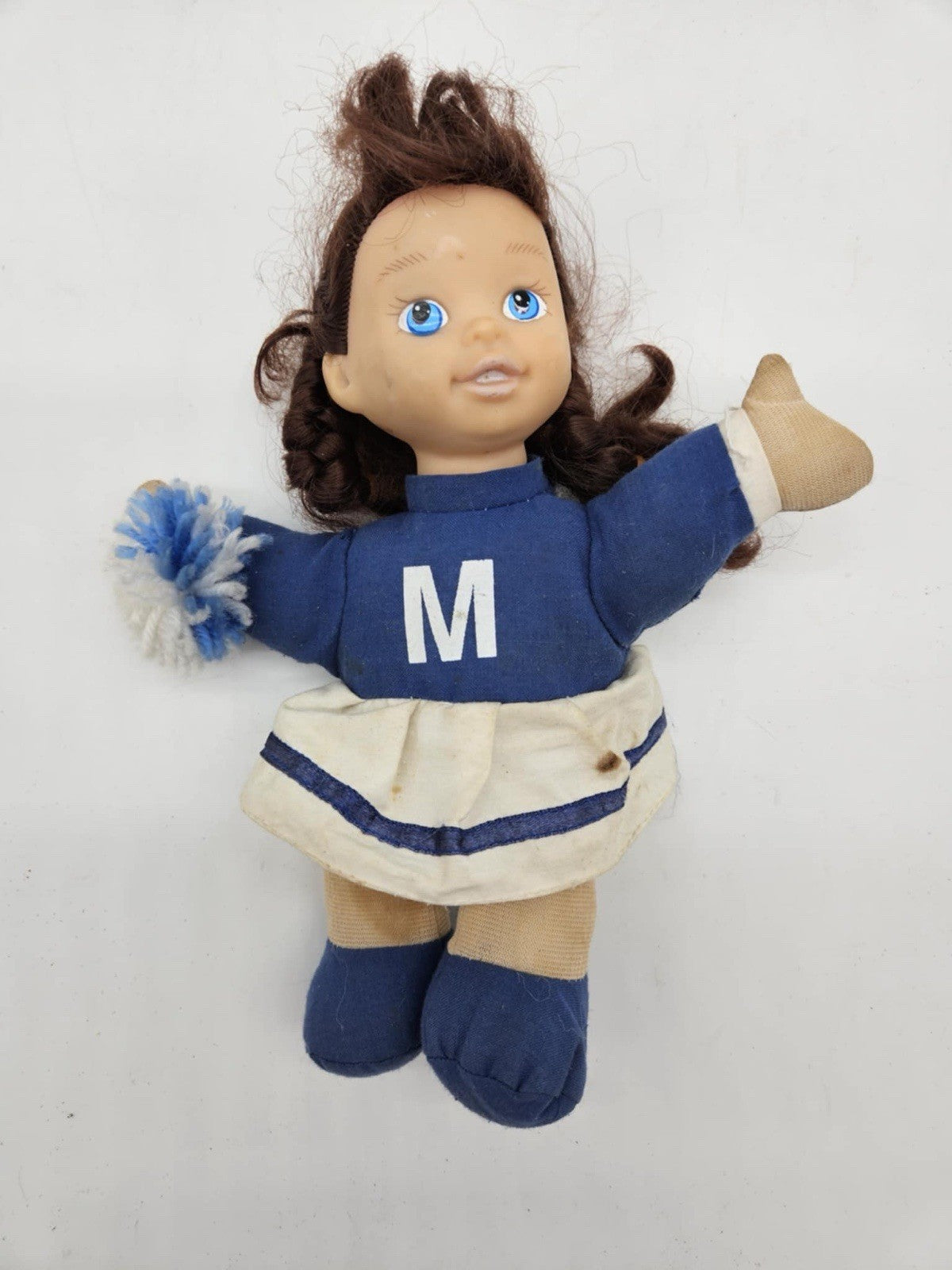 2004 Munchkin Cheers Lovee Brunette Doll Talking Electronic Blue White Outfit