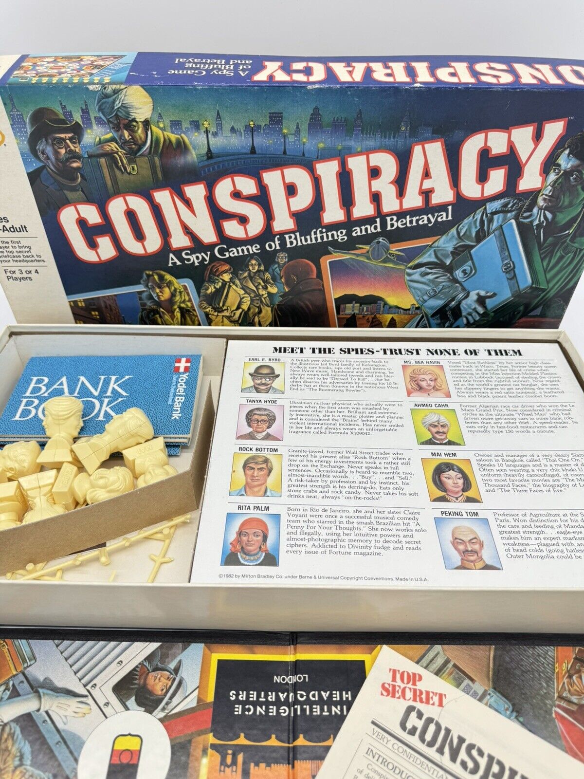 VTG Conspiracy A Spy Game of Bluffing and Betrayal by Parker Brothers 1982 VGM