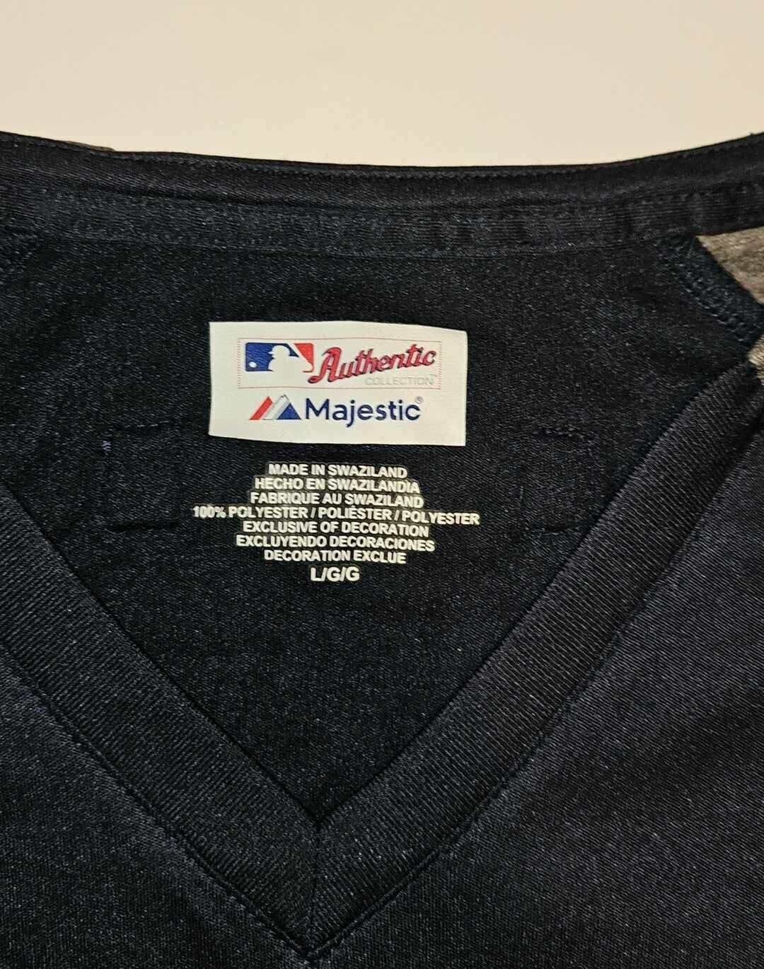 Minnesota Twins MLB Majestic Women's Therma Base Featherweight Tech Ladies Sz L