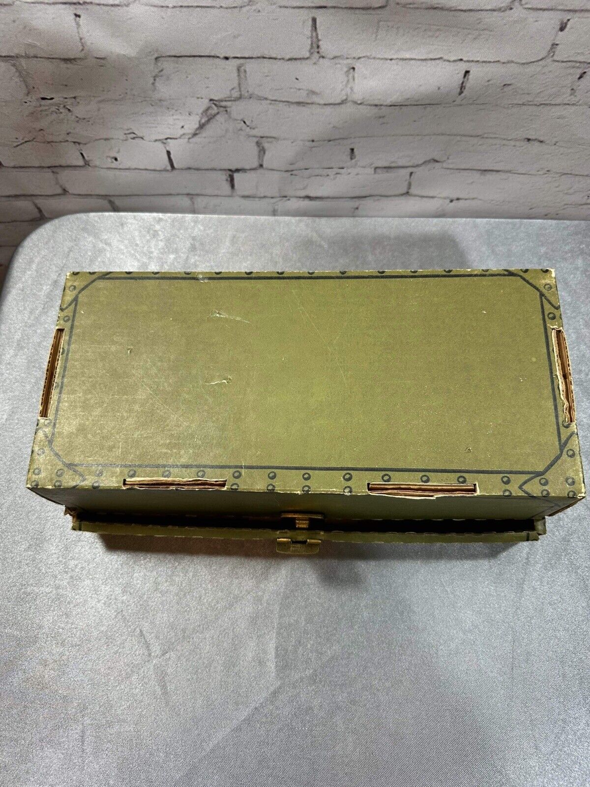 VINTAGE ORIGINAL HASBRO GI JOE CARDBOARD FOOT LOCKER STORAGE BOX 1964 1960s