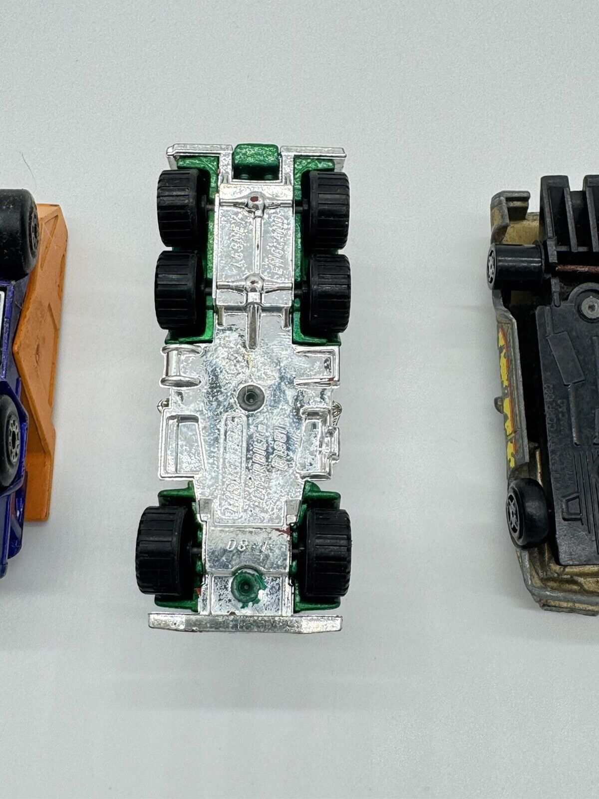 Lot of 7 Vintage Matchbox Cars 70s - 00s VTY