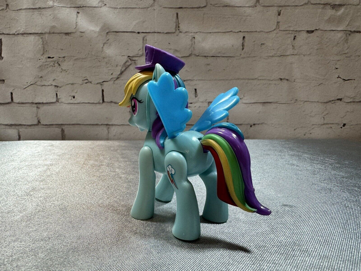 My Little Pony: Rainbow Dash Vinyl Figure 32801 VTY