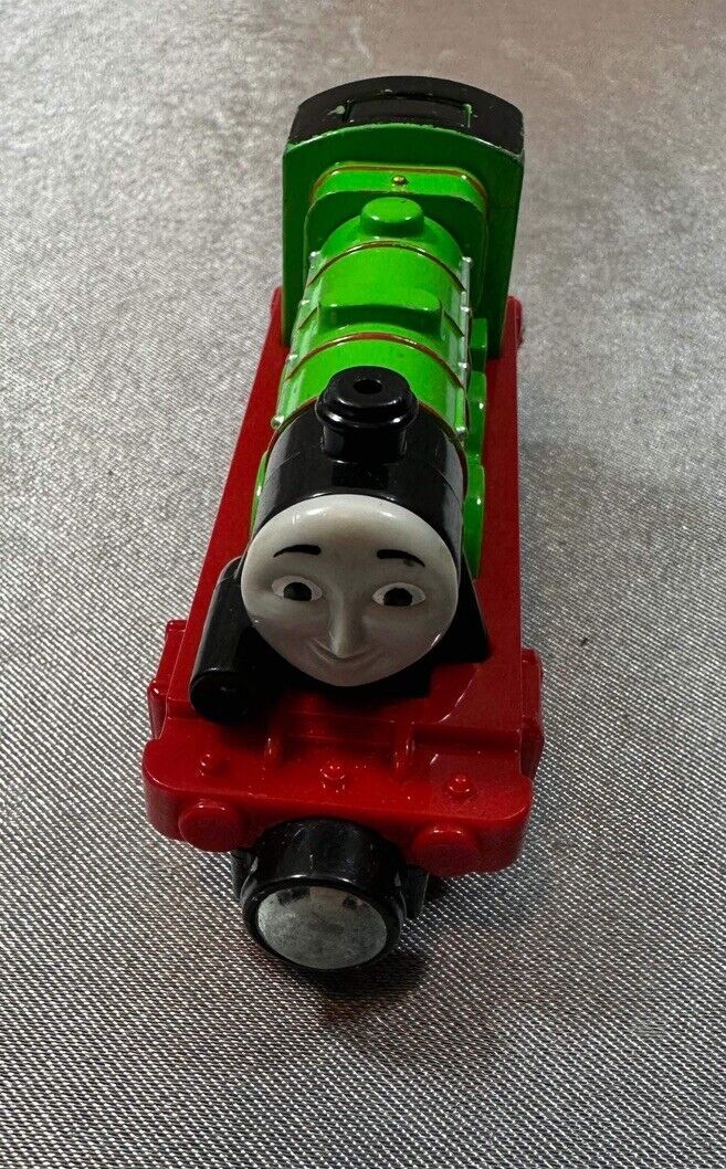 Thomas The Train Engine HENRY DieCast Metal Thomas & Friends Magnetic VTY 003