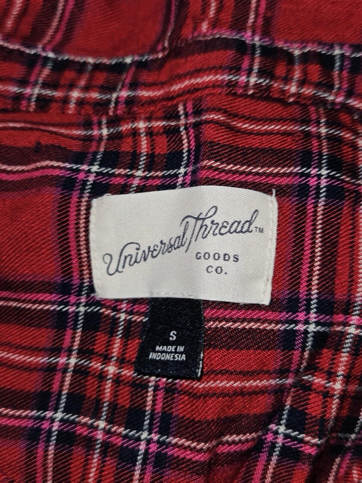 Universal Thread Flannel Shirt Womens S ~ Red Plaid Long Sleeve Popover WCLTH