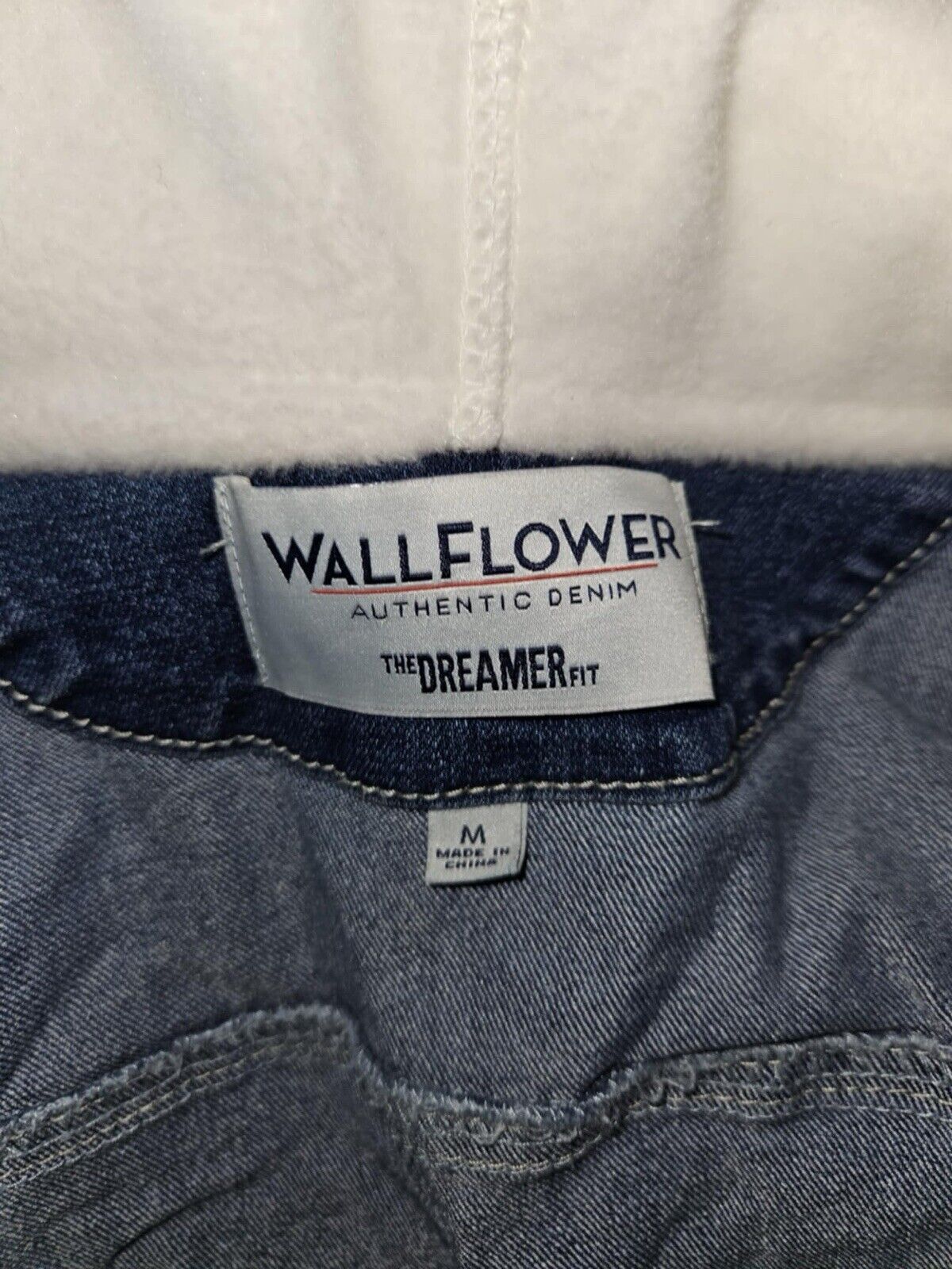 Wallflower Authentic Denim Dreamer Fit Juniors Jacket Sz M Sleeves Hoodie WCLTH