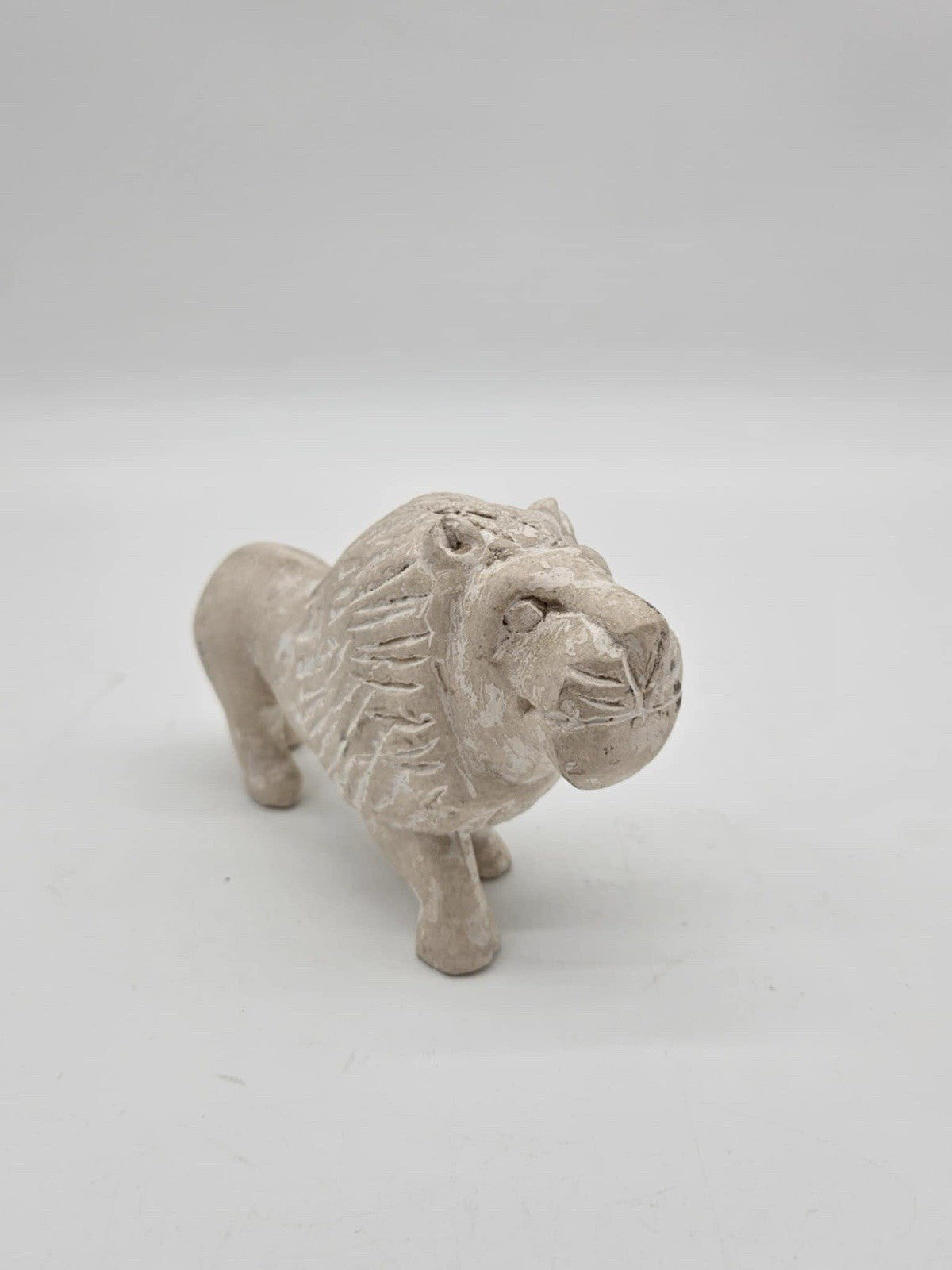 Vtg Lion Soapstone Carving King of the Jungle African Art Figurine Hand Made