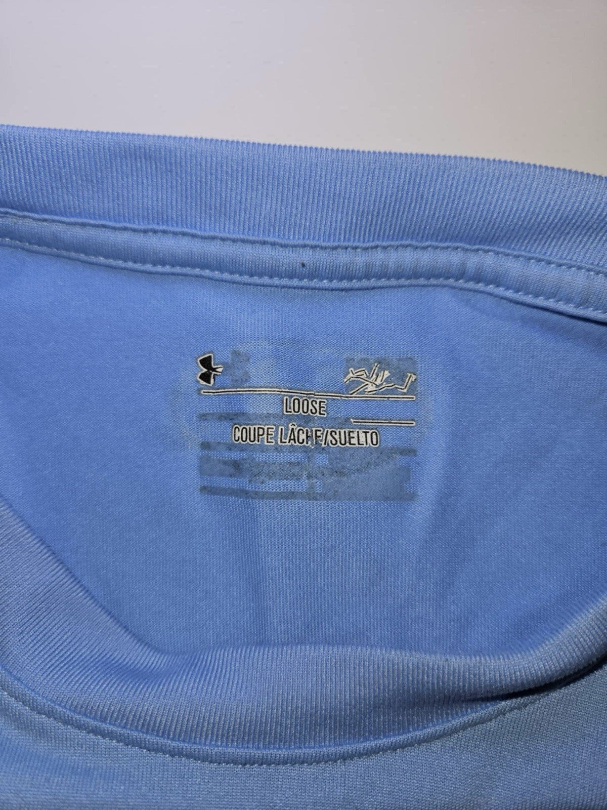 Under Armour Shirt Mens M Blue Heatgear Loose Short Sleeve Workout Polyester