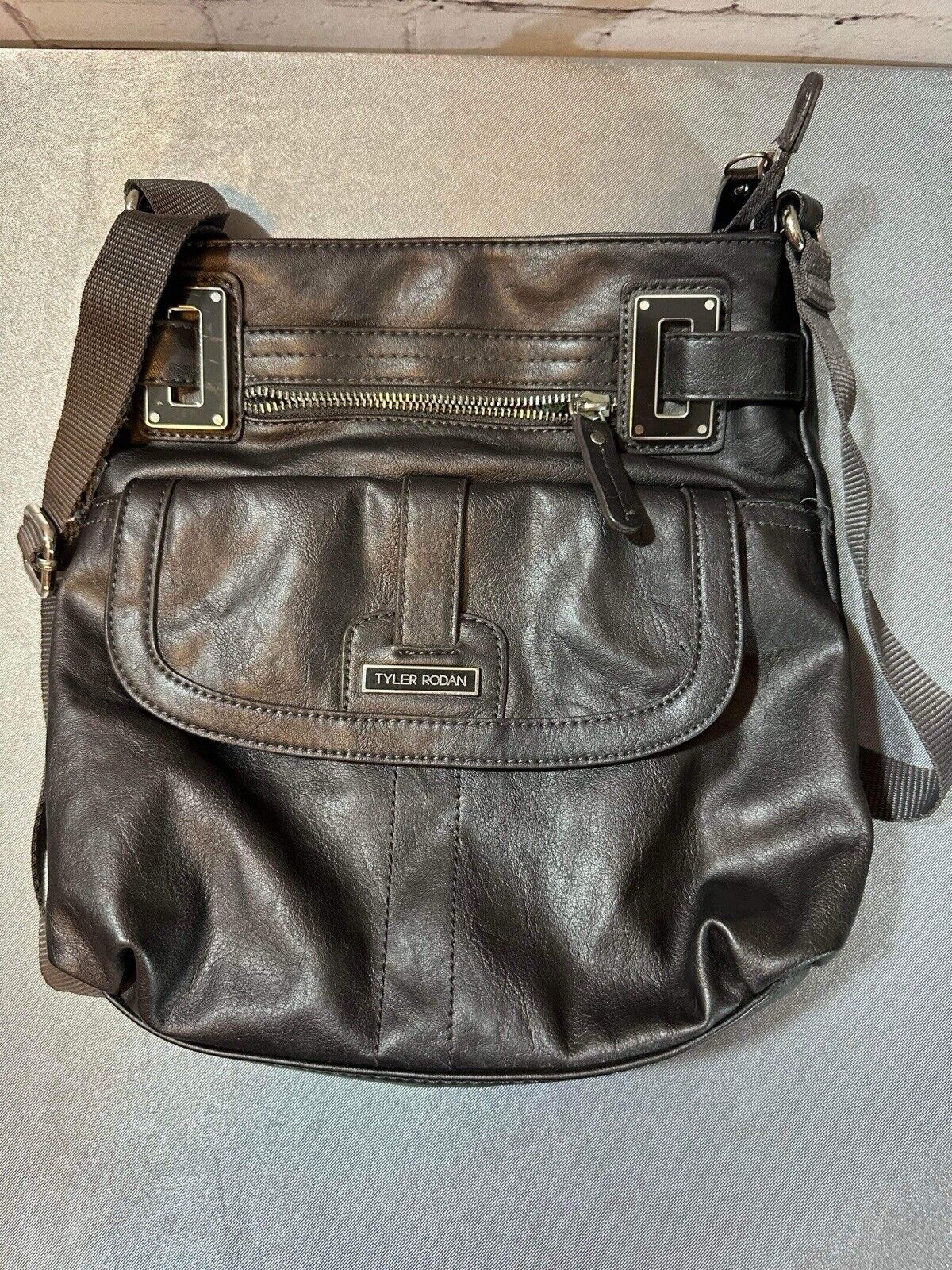 Tyler Rodan Cross Body Purse Brown with cute colorful inside JWL