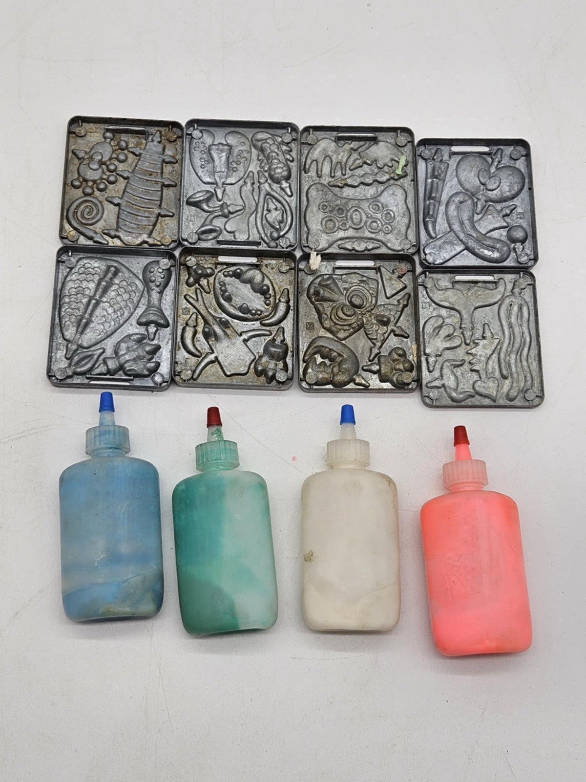 Vintage 1964 Mattel Thingmaker CREEPY CRAWLER w/ 8 Molds, 3 Plastigoop WORKING