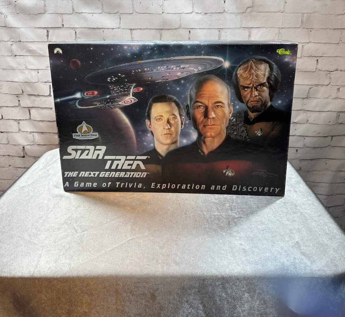 Star Trek The Next Generation Game of Trivia Exploration & Discovery 1993 New GM