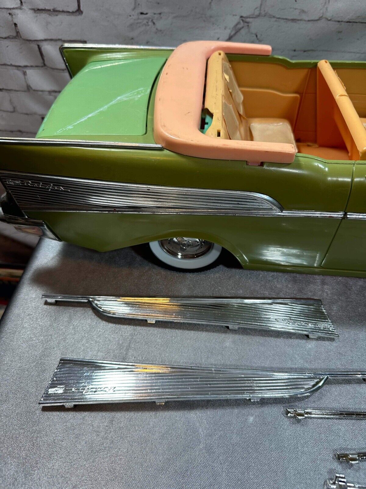 VINTAGE BARBIE RARE GREEN  1957 CHEVY BEL AIR CONVERTIBLE  *Incomplete w/ Xtras*