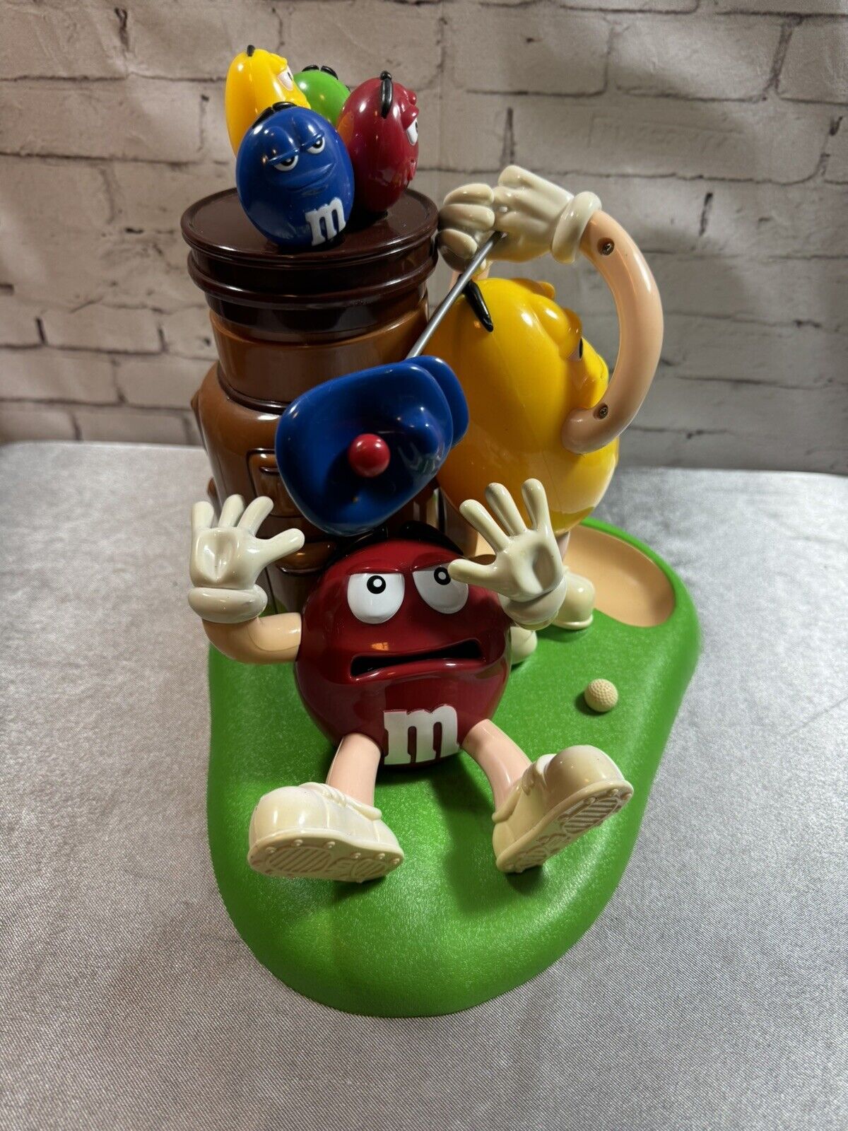 Vintage - MM M&M's Mulligan-ville Golf Collectible Candy Dispenser Yellow Red