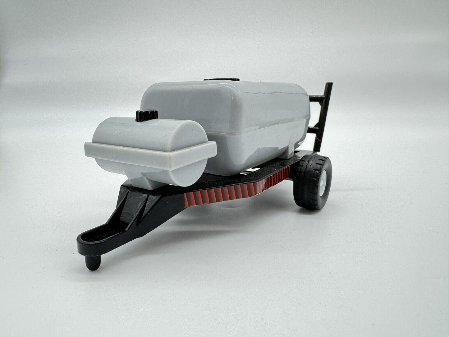 Vintage Fertilizer / Water  Trailer Model Toy ~ FARM 250