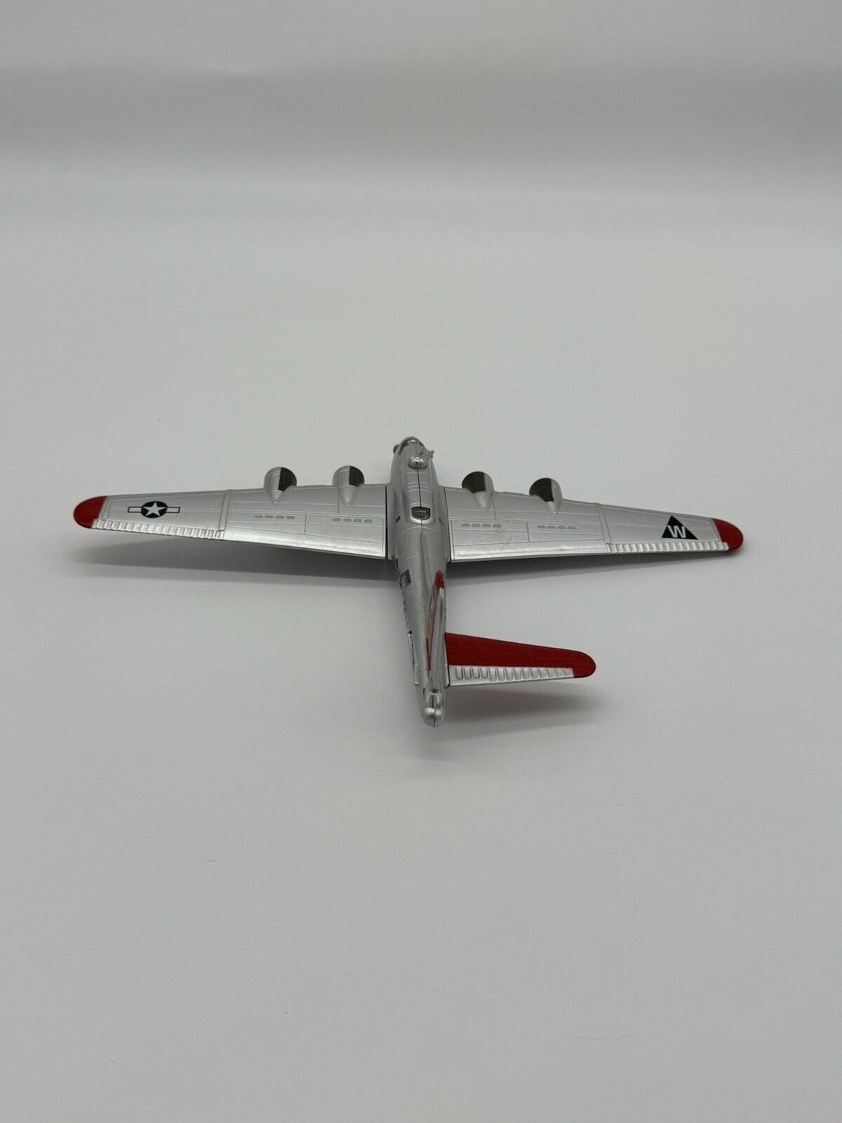 HERPA # 5972 1/200th SCALE  BOEING B-17G USAAF  OVERCAST DIE CAST MODEL