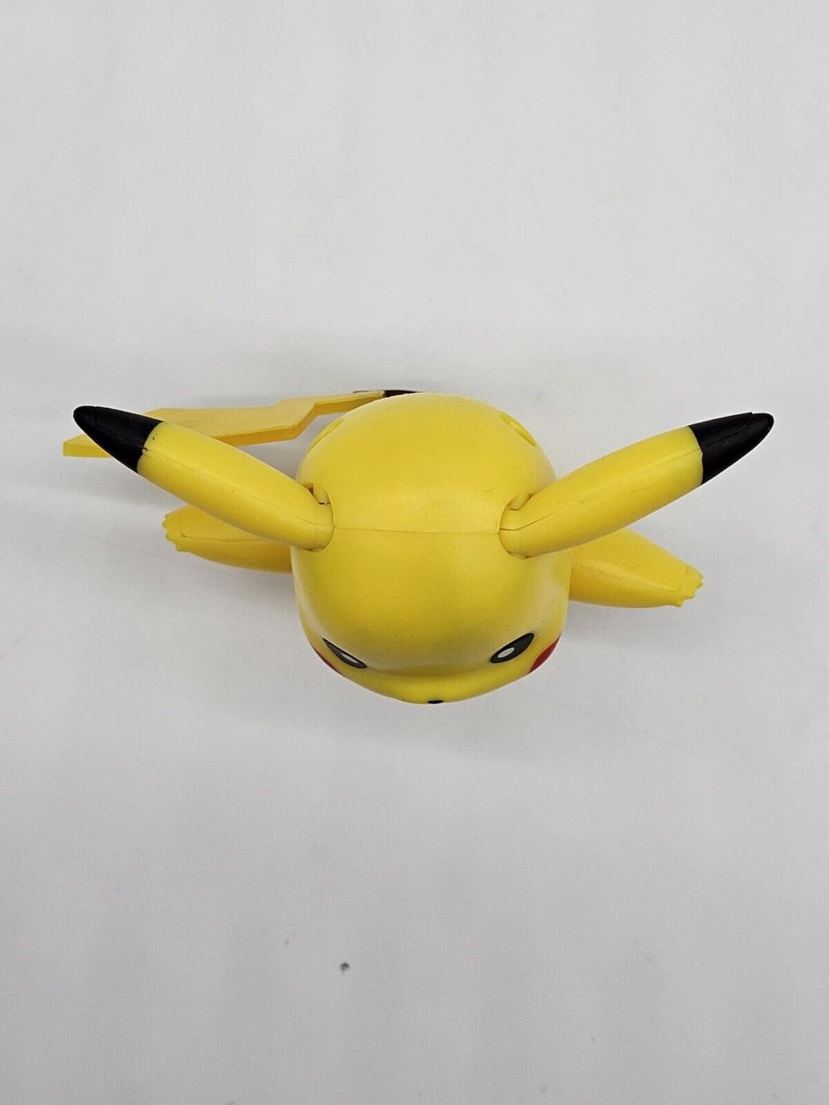 Hasbro 1998 Electronic Pokemon Pikachu W/ Voice and Light Up Cheeks Figure WORKS