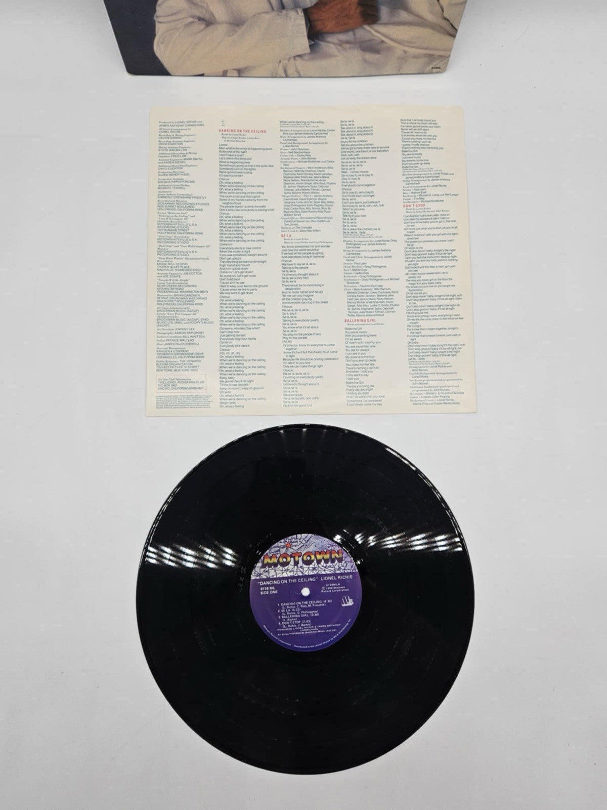 Lionel Richie - Dancing On The Ceiling (LP, Album, Gat)